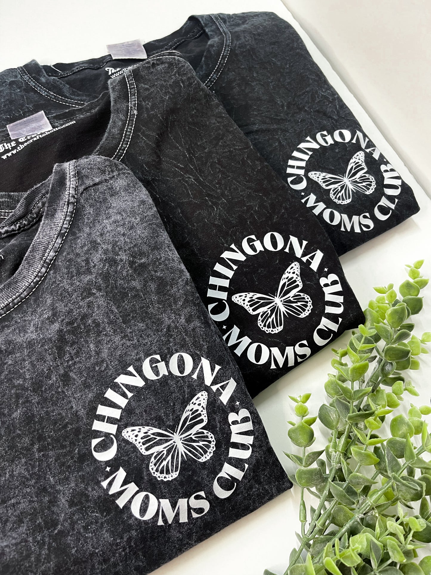 Chingona Moms Club | Shirt